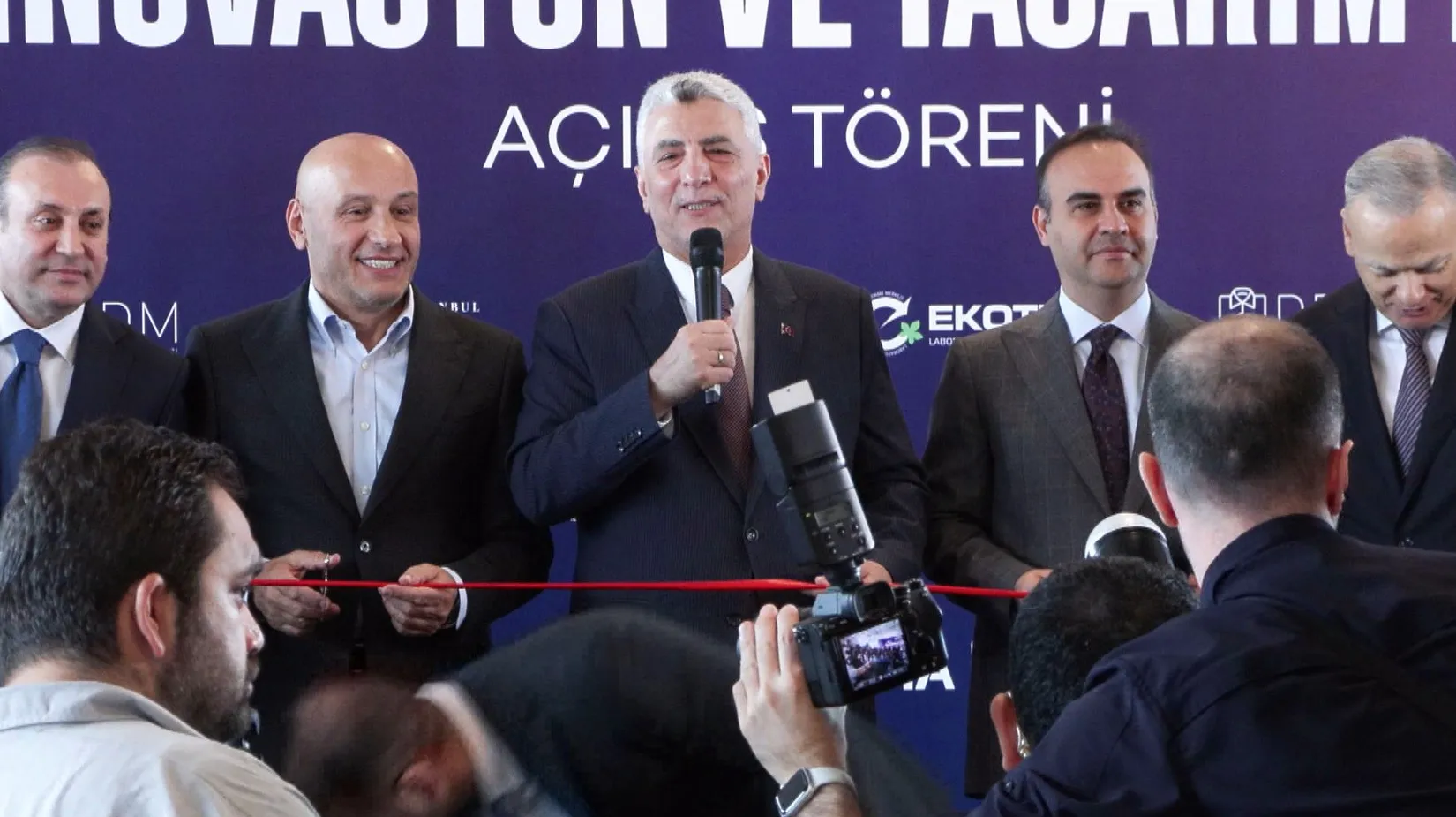 Tekstil devlerinde yüzler gülüyor: 2026 sektörü yeniden ayağa kaldırdı
