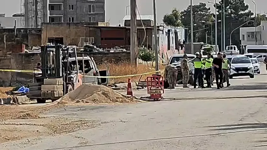 Nusaybin'de yol çalışması sırasında feci kaza: Belediye personeli hayatını kaybetti