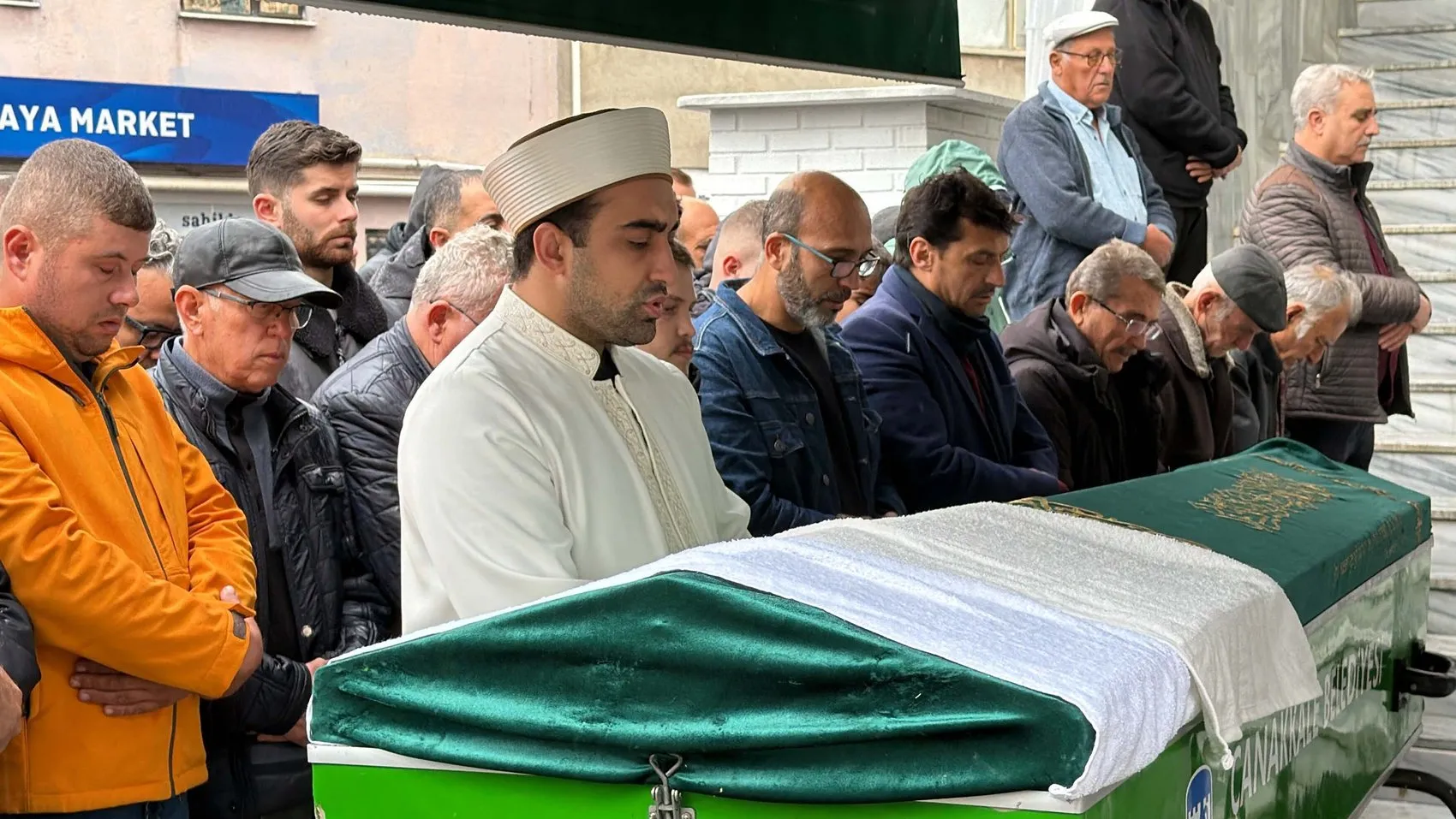 Genç yaşta gelen acı veda: Efehan Uzkuç son yolculuğuna uğurlandı