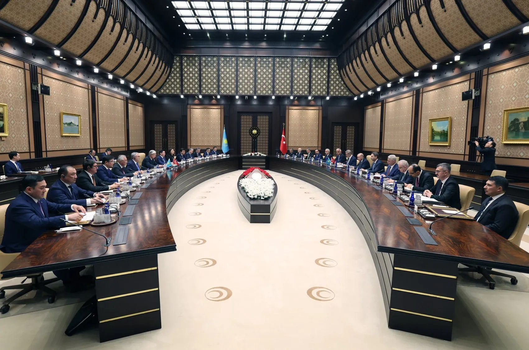 Külliye'de kritik zirve: Erdoğan ve Tokayev'den stratejik iş birliği mesajı
