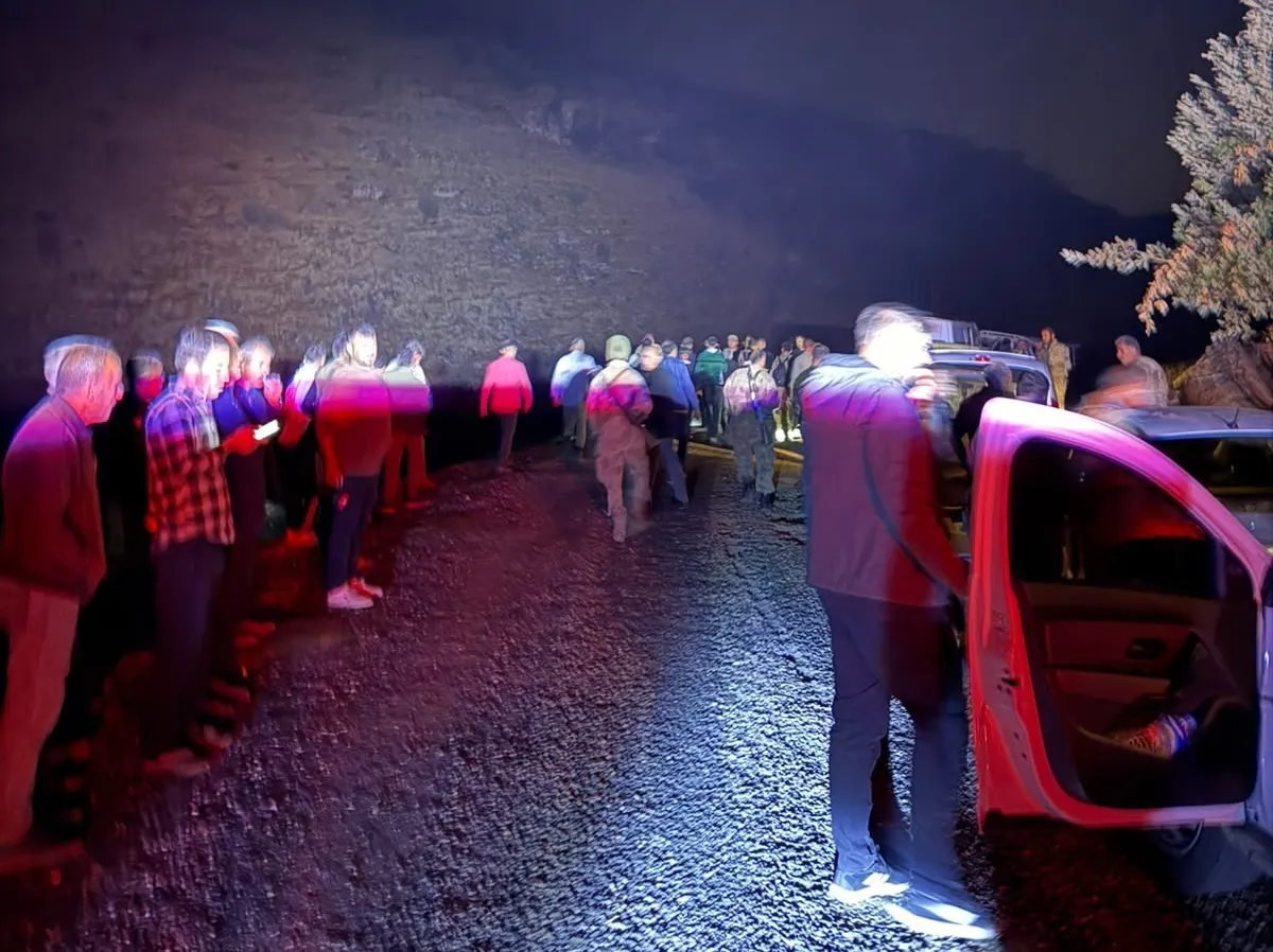 Karanlıkta kaybolan küçük çoban ve sadık dostları: Arama kurtarma ekiplerini harekete geçiren gece