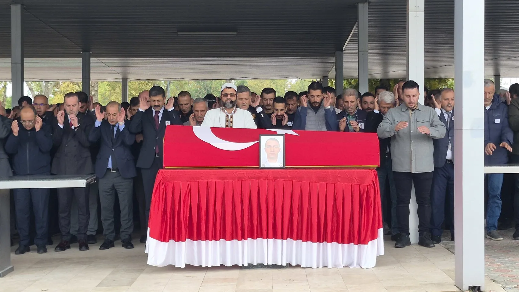 Sinop'taki tekne faciası Malatya'yı yasa boğdu: Görev şehidi son yolculuğuna uğurlandı