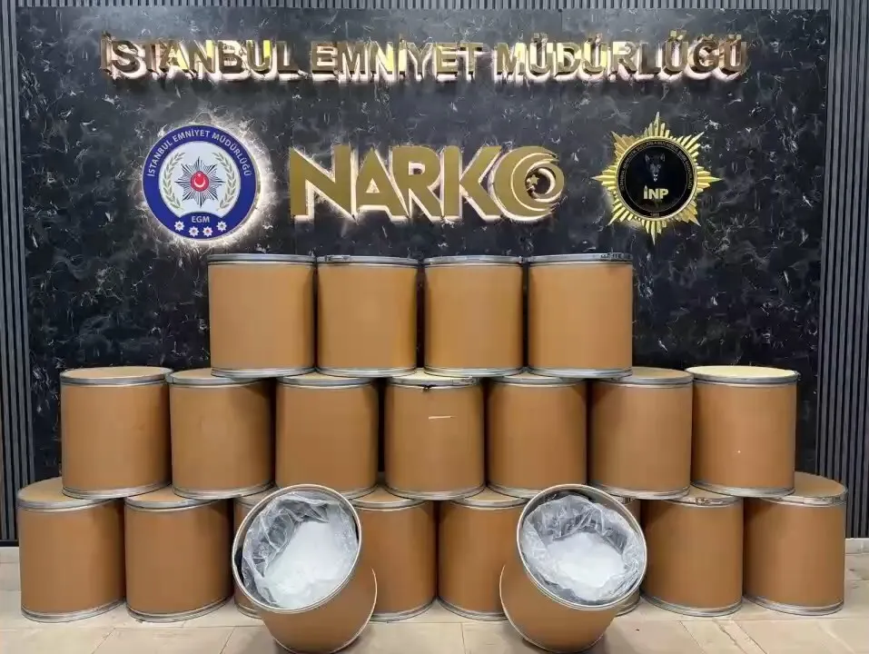 Bulaşık makinesinden çıkan zehir: İstanbul'da kurye kılığında uyuşturucu sevkiyatına darbe
