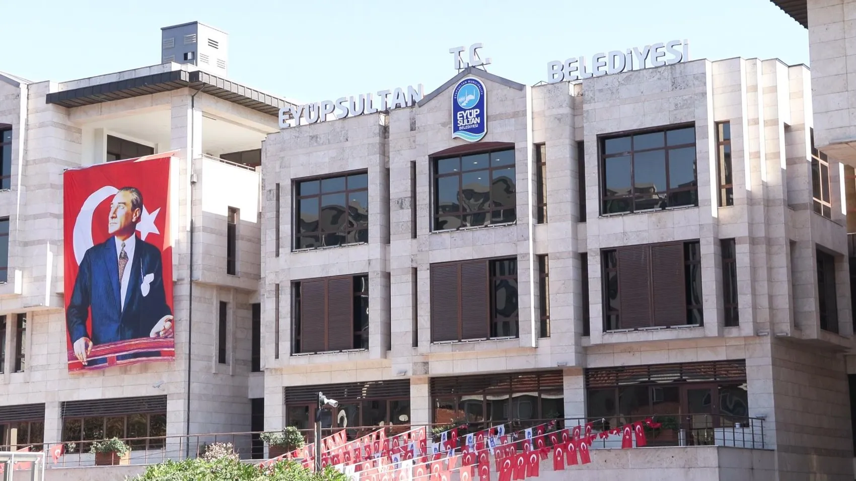 Eyüpsultan'da Sandık Krizi: İki Farklı Zafer İddiası ve Hukuk Süreci Başladı