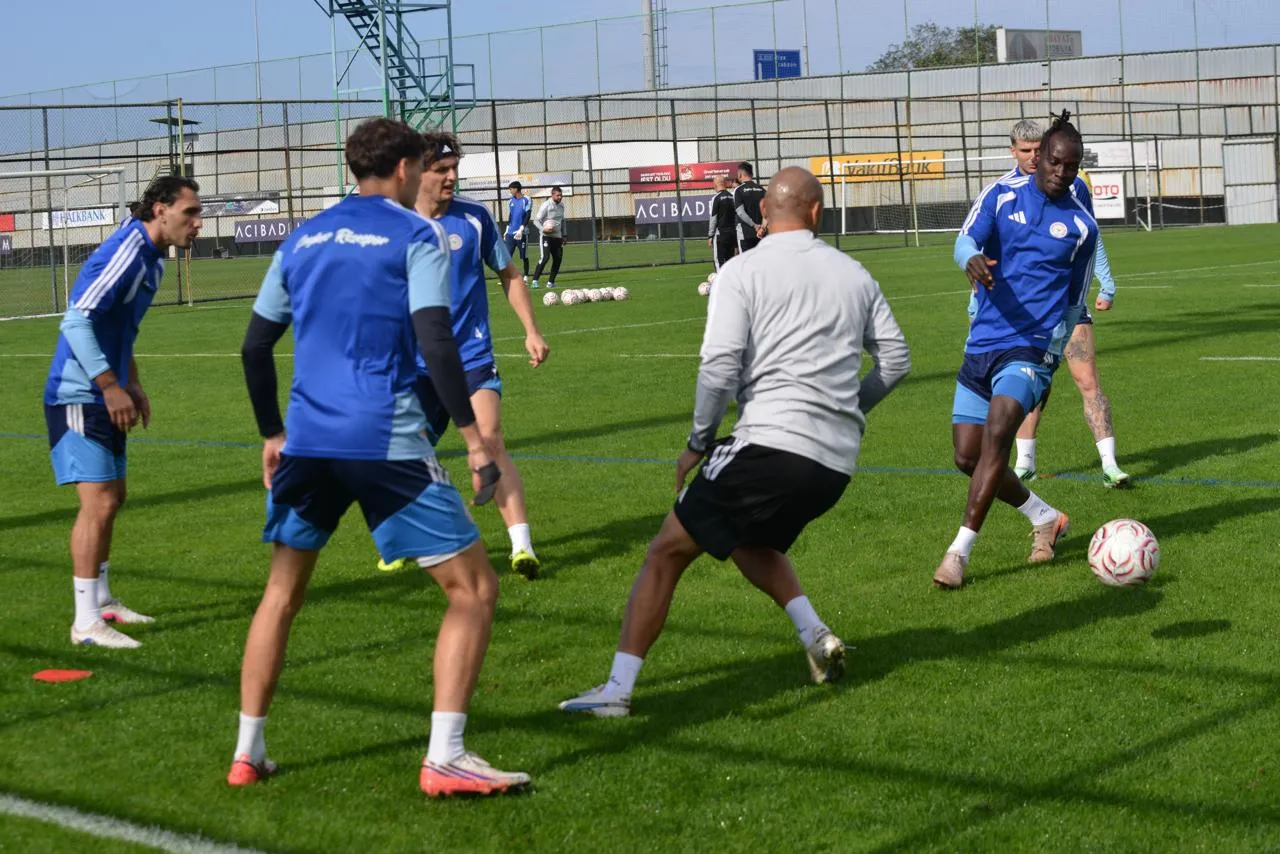 Çaykur Rizespor'da Taylan Antalyalı'dan özeleştiri: O sekiz dakikayı açıklamak imkansız