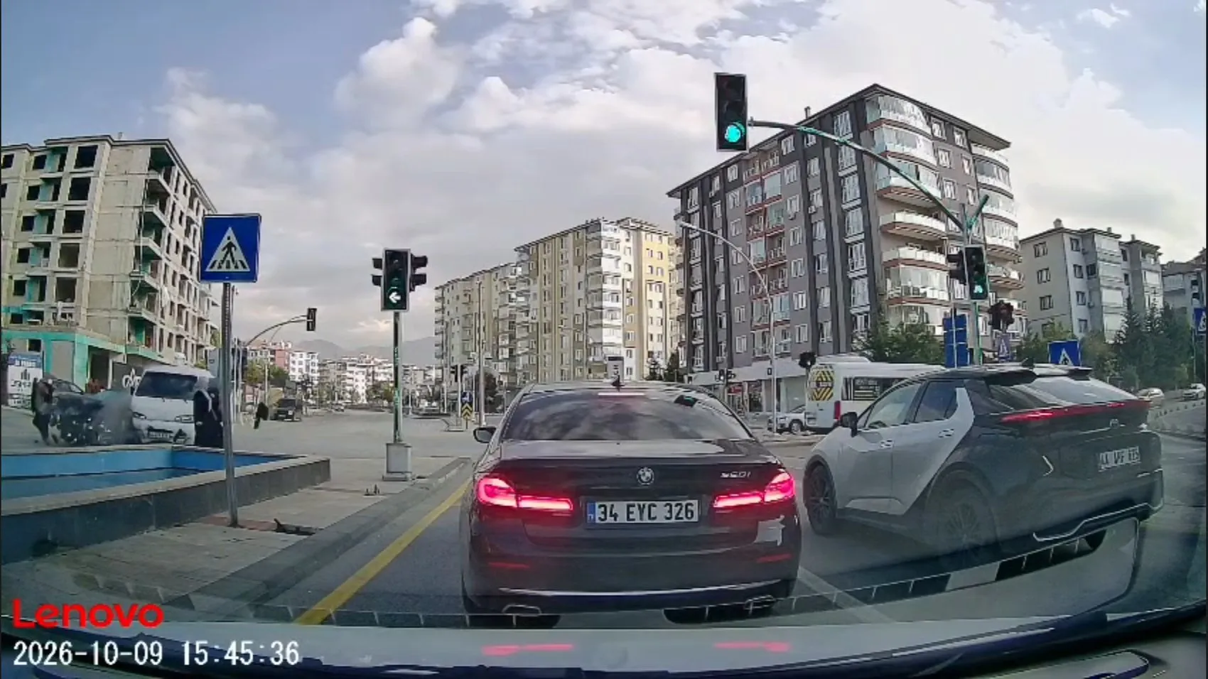 Malatya'da saniyelerle gelen mucize: Ölümden böyle döndüler