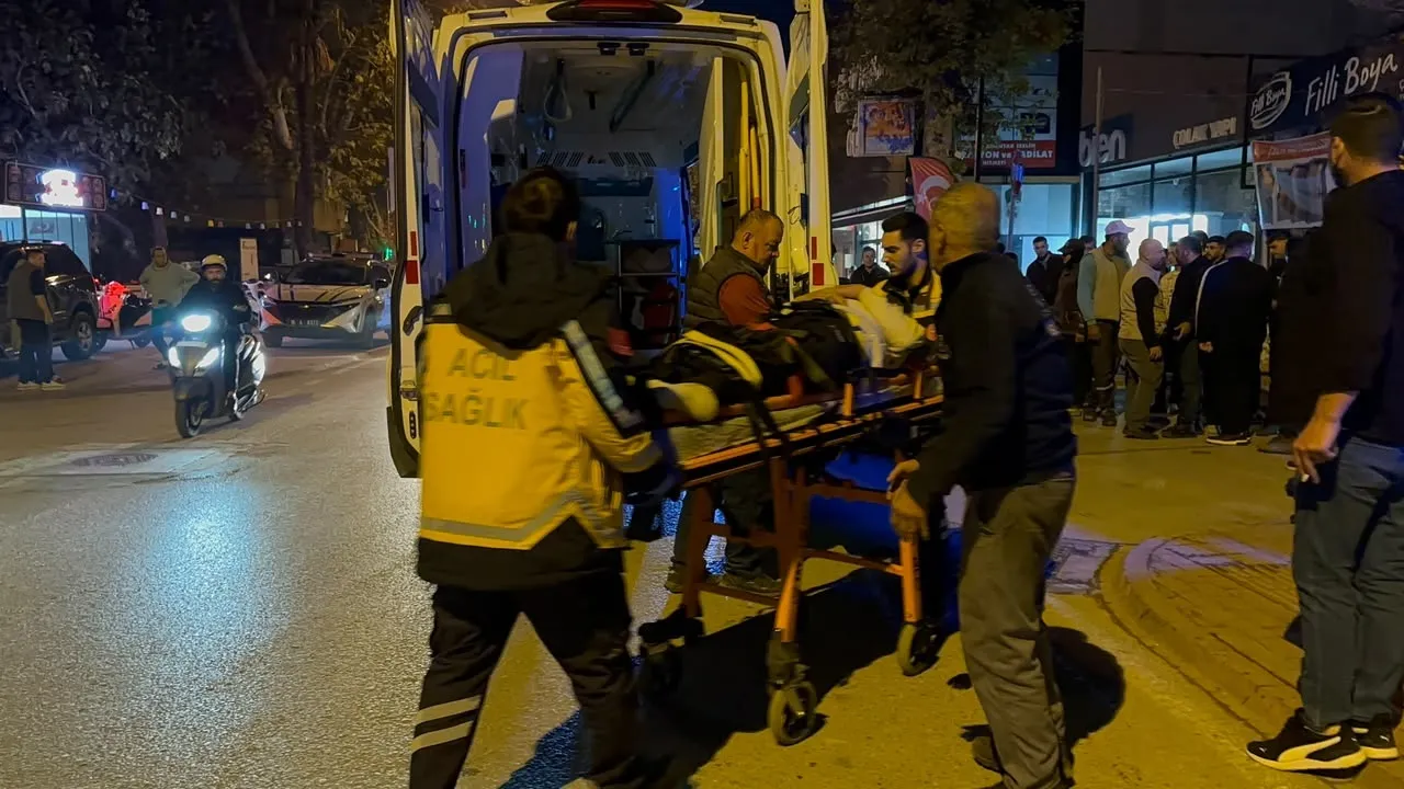İznik'te akşam trafiğinde korkutan kaza: Motosiklet sürücüsü hastanelik oldu