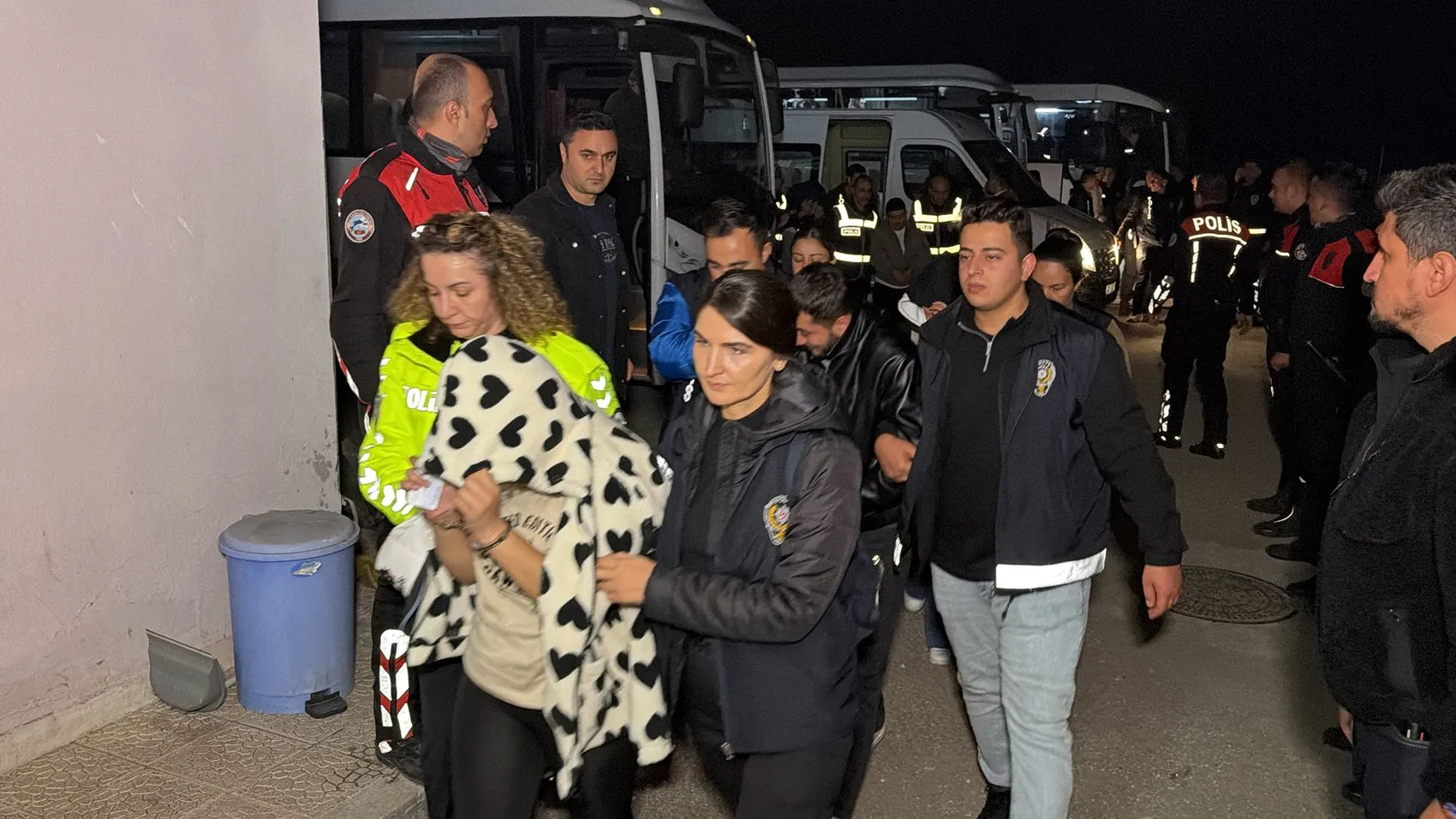 Kütahya merkezli dev operasyonda karar çıktı: 30 kişi cezaevine gönderildi