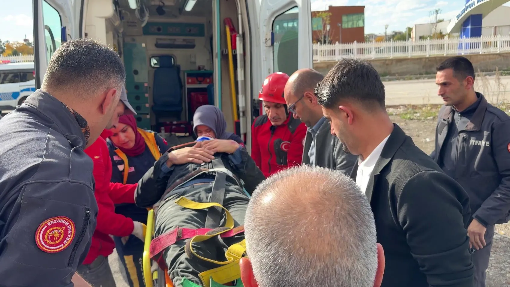 Erzurum'da inşaat faciası: Asansör montajı sırasında metrelerce aşağı çakıldı