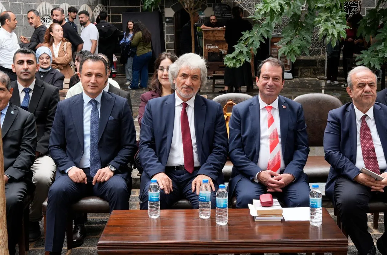 Otuz Beş Yaş şairi kendi evinde yad edildi: Diyarbakır usta kalemini unutmadı