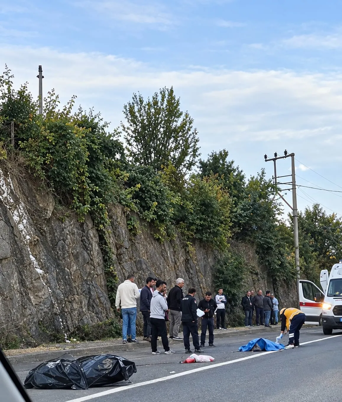 Akçaabat'ta motosiklet kazası: Üç çocuk babası sürücü olay yerinde can verdi