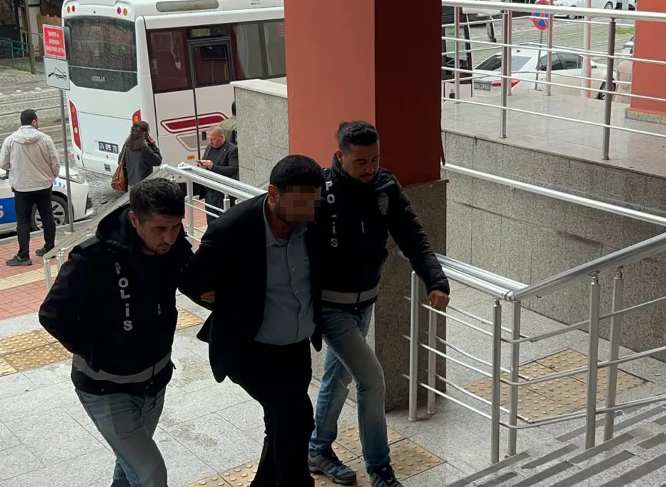 İzmit'te skandal video: Atatürk'e hakaret eden şüpheli yakalandı