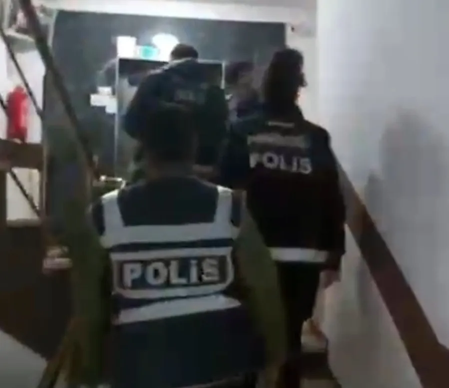 Dijital dünyada silahlı gövde gösterisine emniyetten sert müdahale