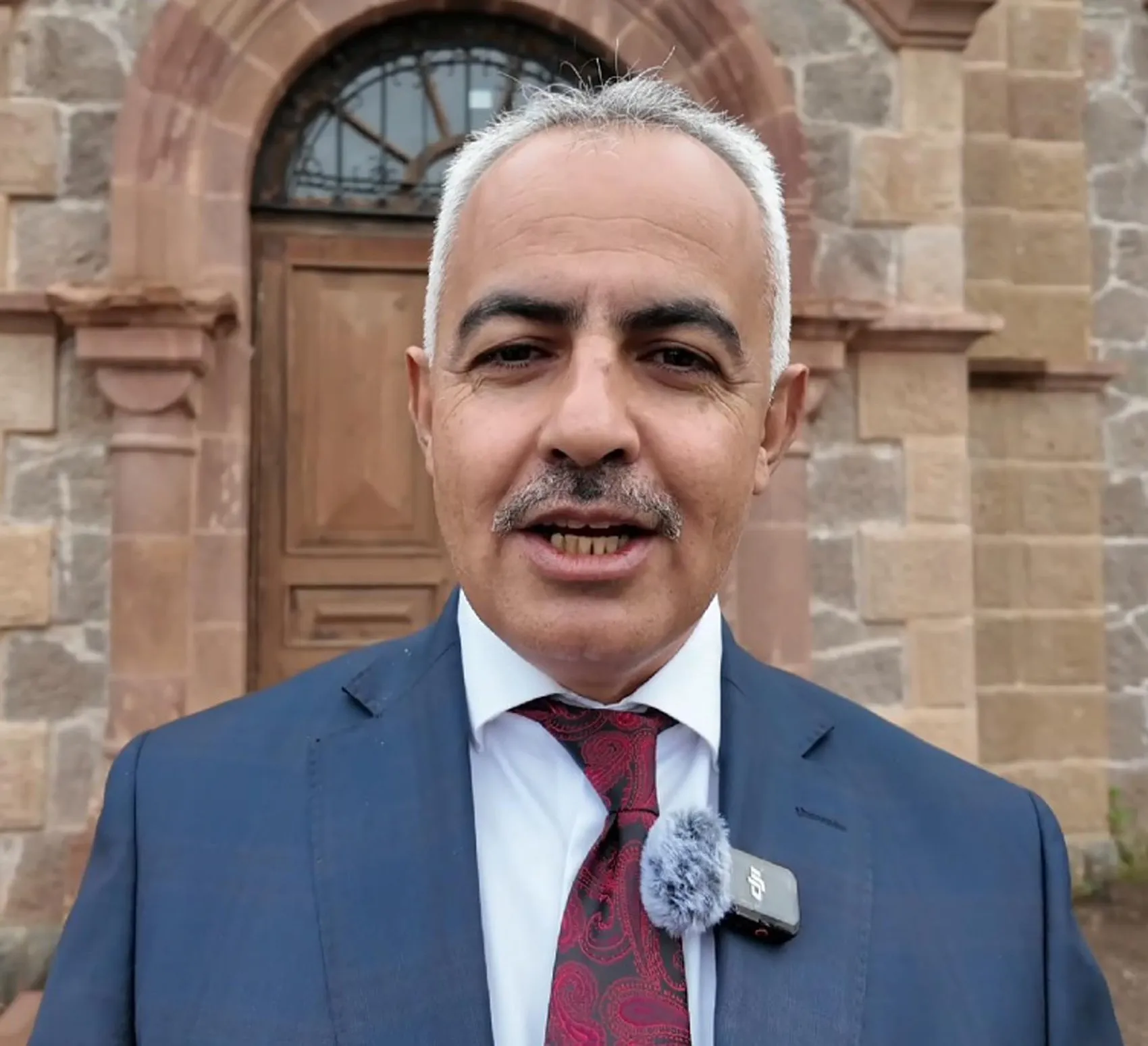 Erzurum'un tarihi Rus Kilisesi artık hiç uyumayacak: Kitap tutkunlarına 24 saat kapılarını açıyor