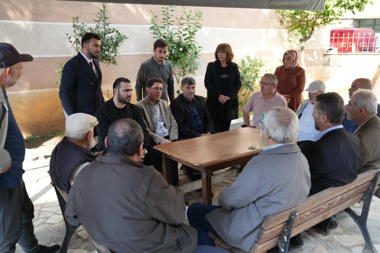AK Parti İstanbul teşkilatı sahaya indi: Sel mağdurlarına özel ziyaret