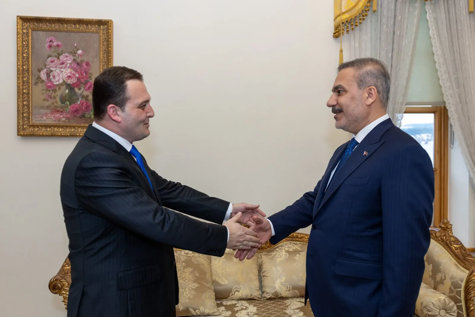 Diplomaside kritik temas: Hakan Fidan İstanbul'da sürpriz bir isimle buluştu