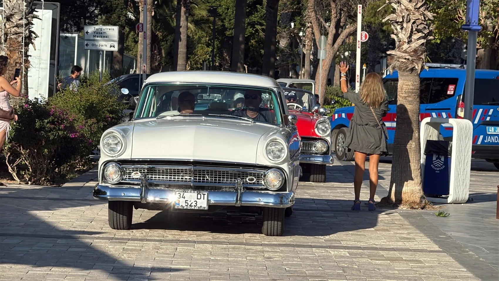 Bodrum yollarında nostalji rüzgarı: 75 yıllık tarih yeniden canlandı