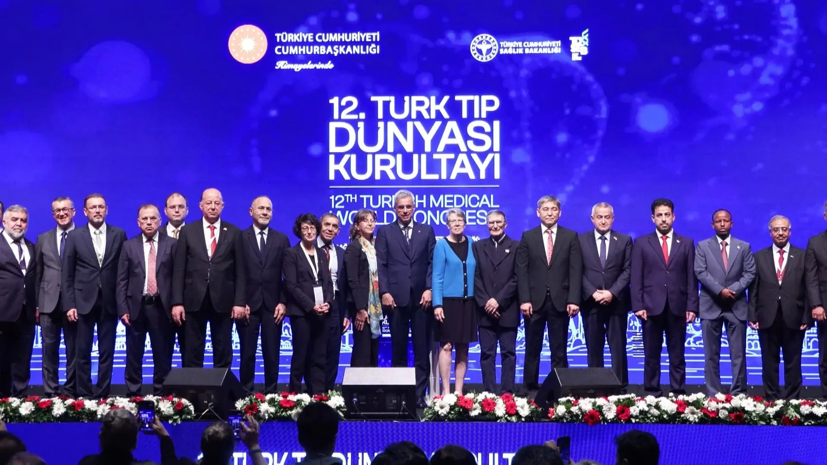 İbn-i Sina'nın mirasından geleceğin teknolojisine: Türkiye küresel sağlıkta yeni bir dönemi başlatıyor