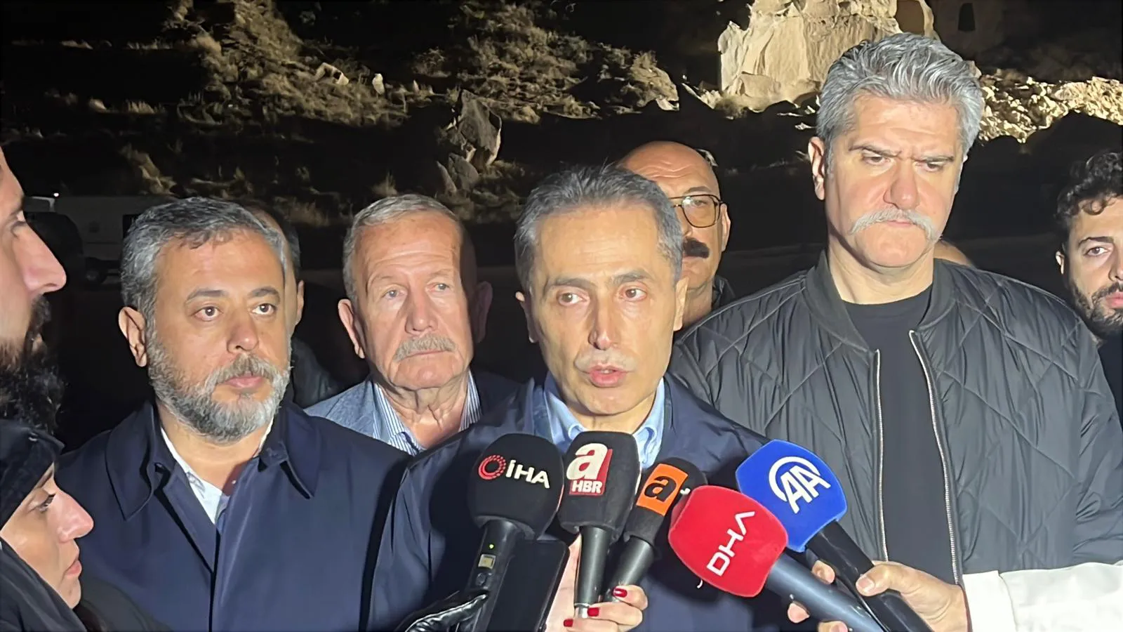 Göreme'de hüzünlü veda: Peribacasından kopan kaya parçaları üç can aldı
