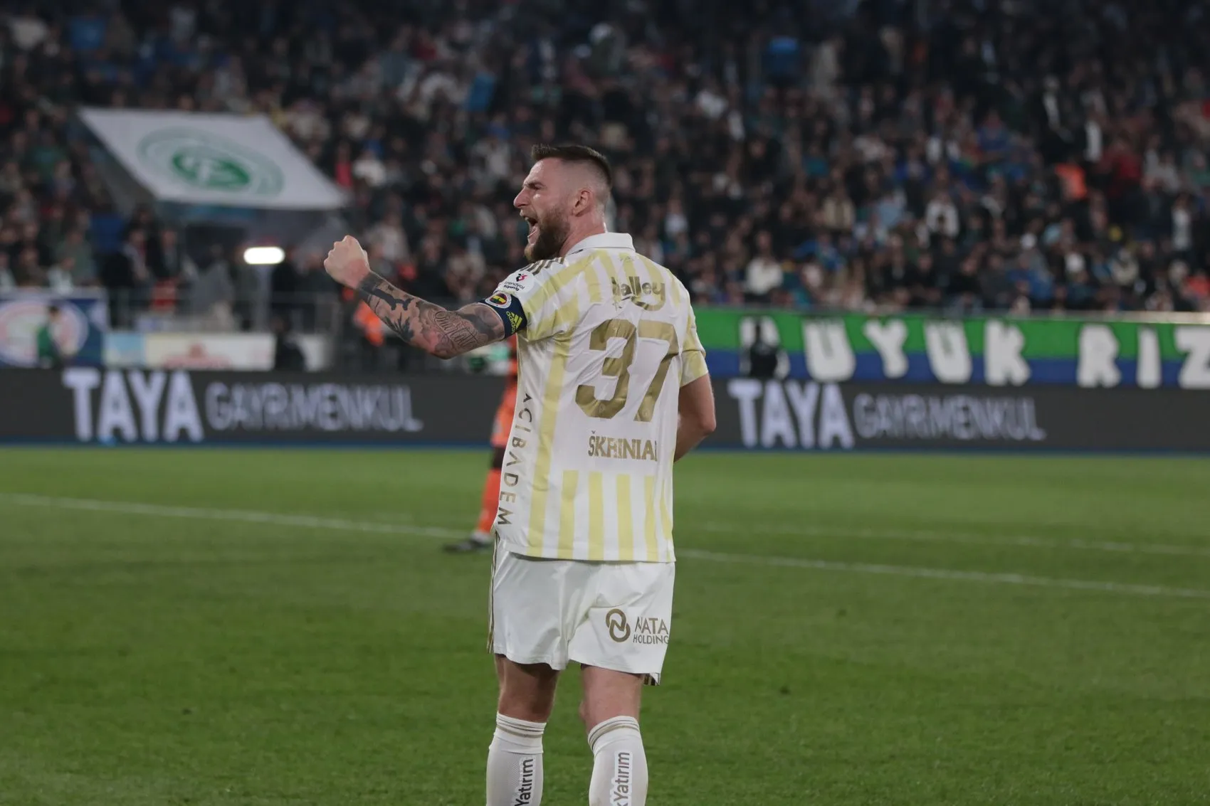 Karadeniz'de Fenerbahçe fırtınası: Rize deplasmanında net galibiyet