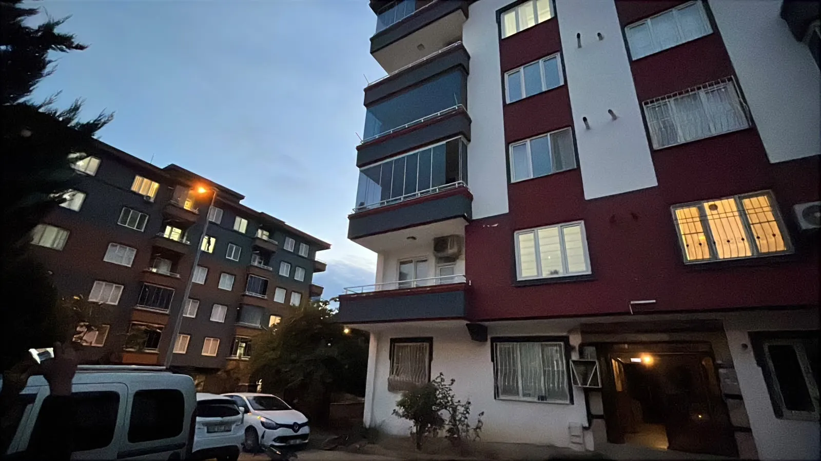 Gaziantep'te yürek yakan trajedi: Pencereden düşen aileden acı haber geldi