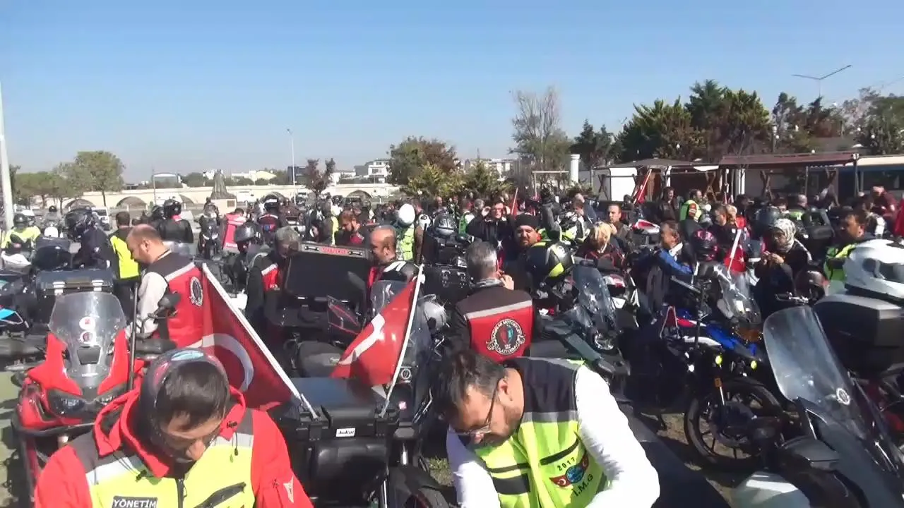 Asfaltın Sessiz Çığlığı: Bin Motosikletli Kaybettikleri Dostları İçin Yollara Döküldü