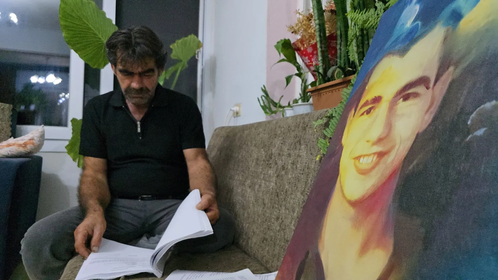 Altı yıldır süren sessizlik: Bir baba evladının izini denizin derinliklerinde arıyor