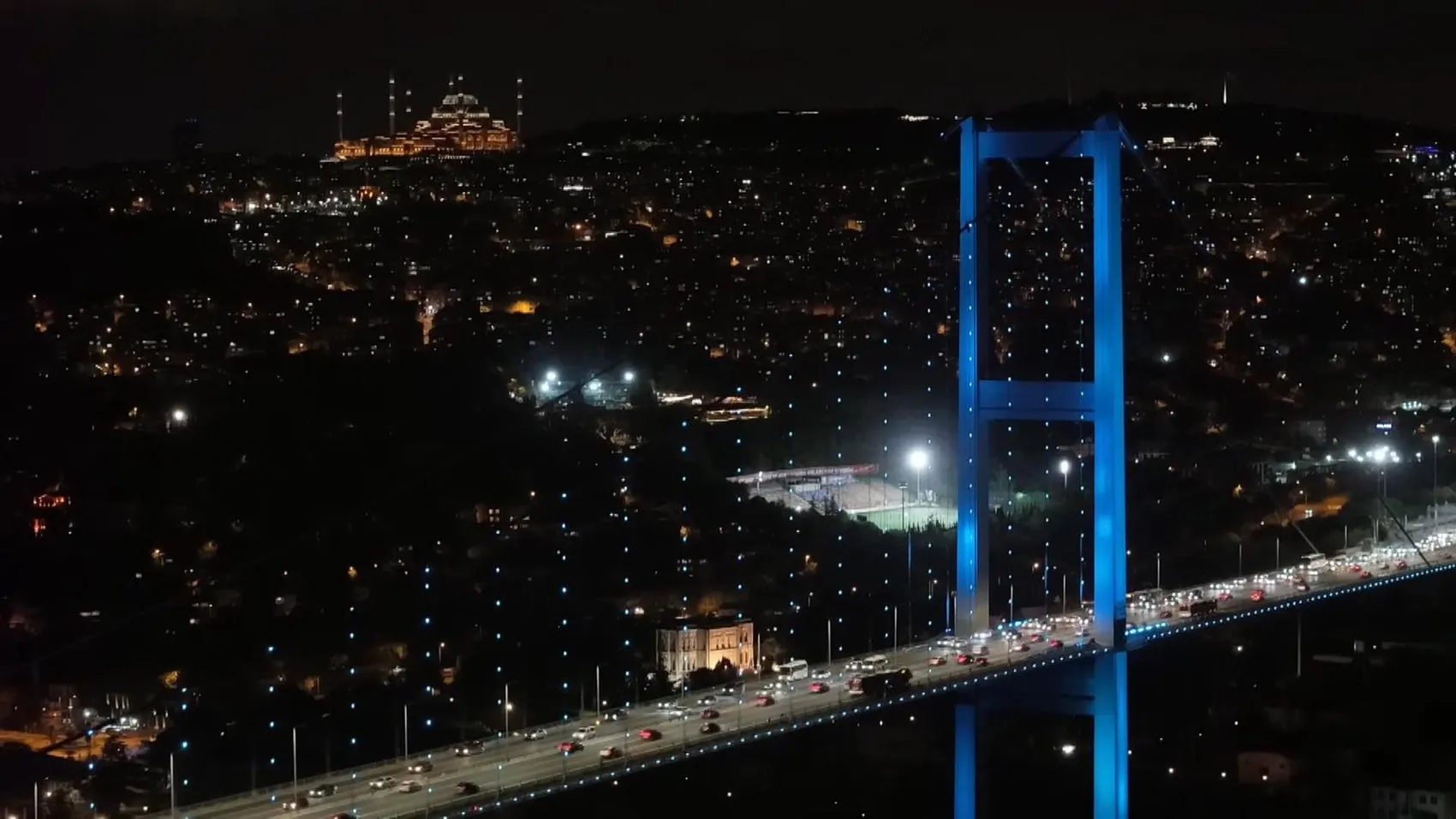 İstanbul Boğazı'nda Türk Dünyası'na özel görsel şölen