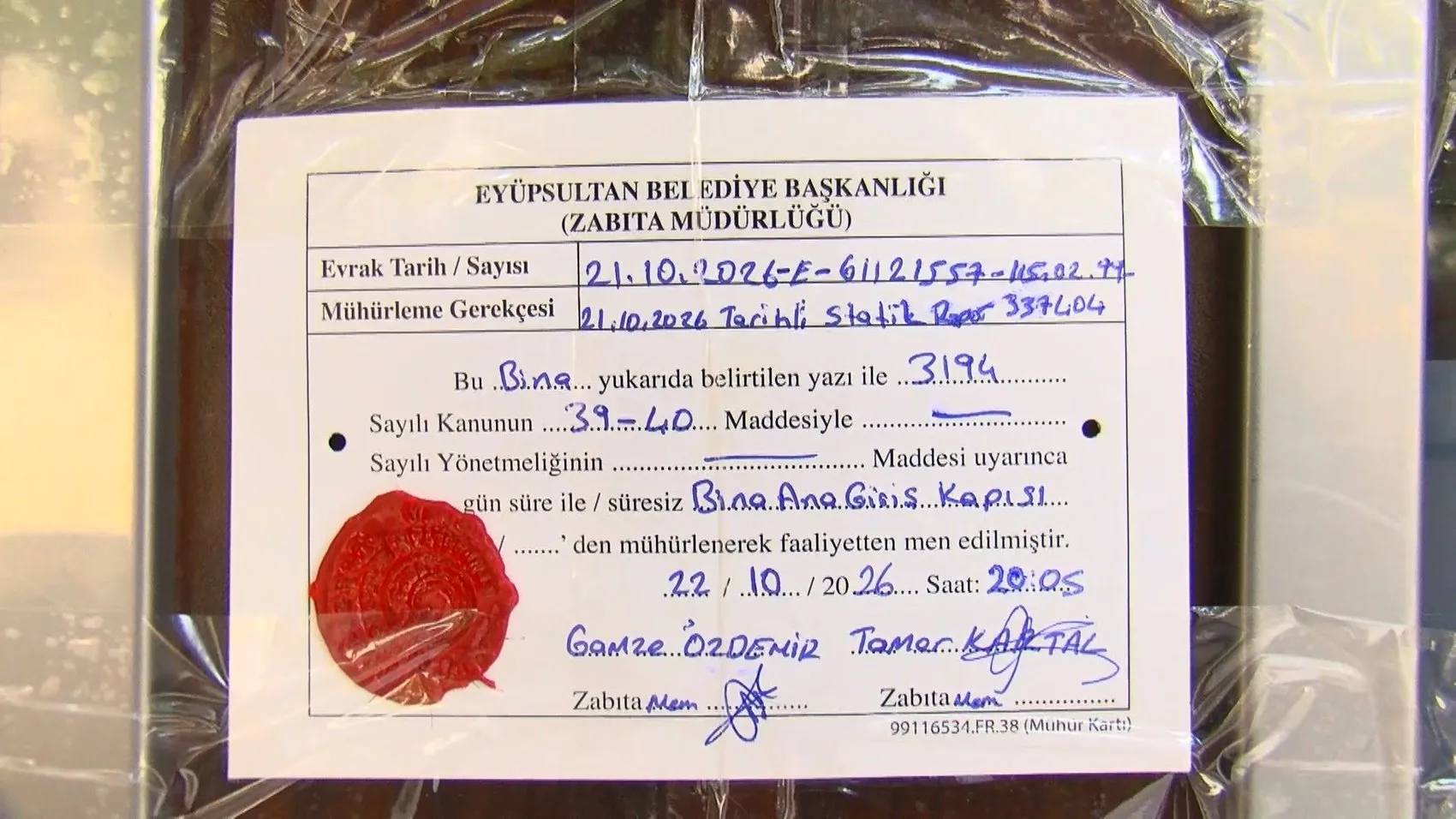Eyüpsultan'da kolon dehşeti: 51 yıllık binadan gelen o ses faciayı önledi
