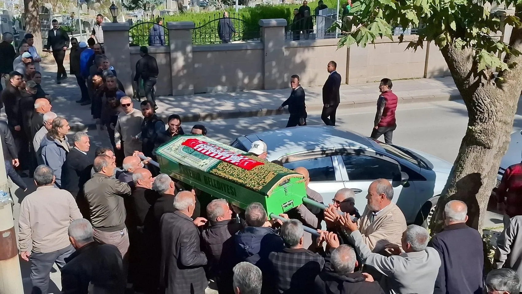 Memleketine hasret gidermeye gelmişti: Kahvehanedeki dehşet genç veterineri hayattan kopardı
