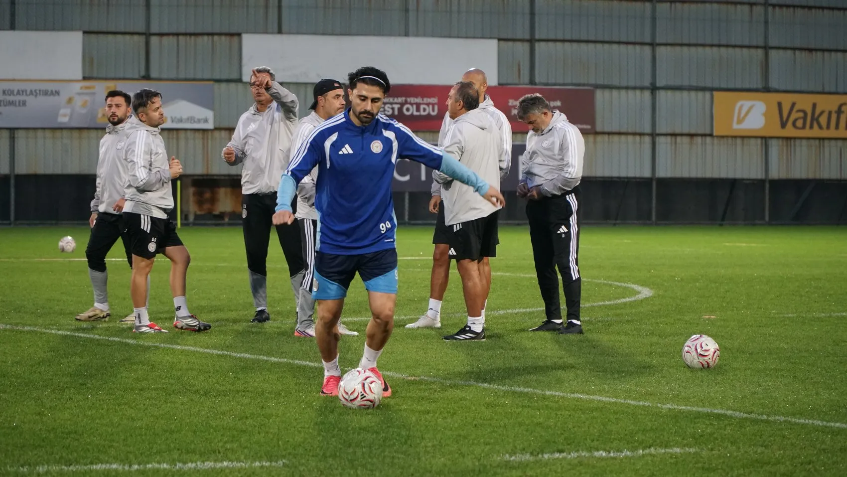 Rizespor'un Macar savunmacısı Attila Mocsi'den Fenerbahçe maçı öncesi iddialı çıkış: Puan veya puanlar hedefliyoruz