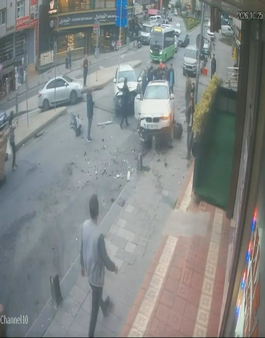 Arnavutköy'de saniyelerle gelen mucize: Kaldırım boştu, facia önlendi