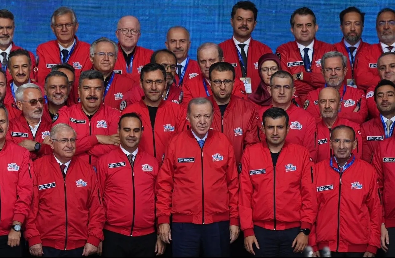 Peygamberler Şehri Şanlıurfa'da TEKNOFEST Rüzgarı: Gençler Türkiye Yüzyılı'nın Mimarı Olacak