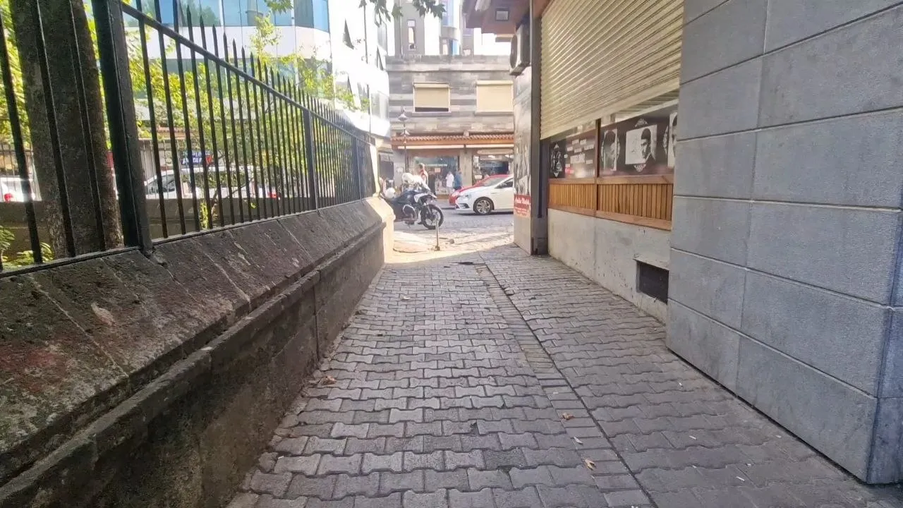Sur ilçesinde silahlı dehşet: İki kişi hastanelik oldu