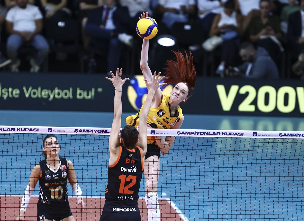 VakıfBank'tan Antalya'da tarihi zafer: Kupa koleksiyonuna bir halka daha eklendi