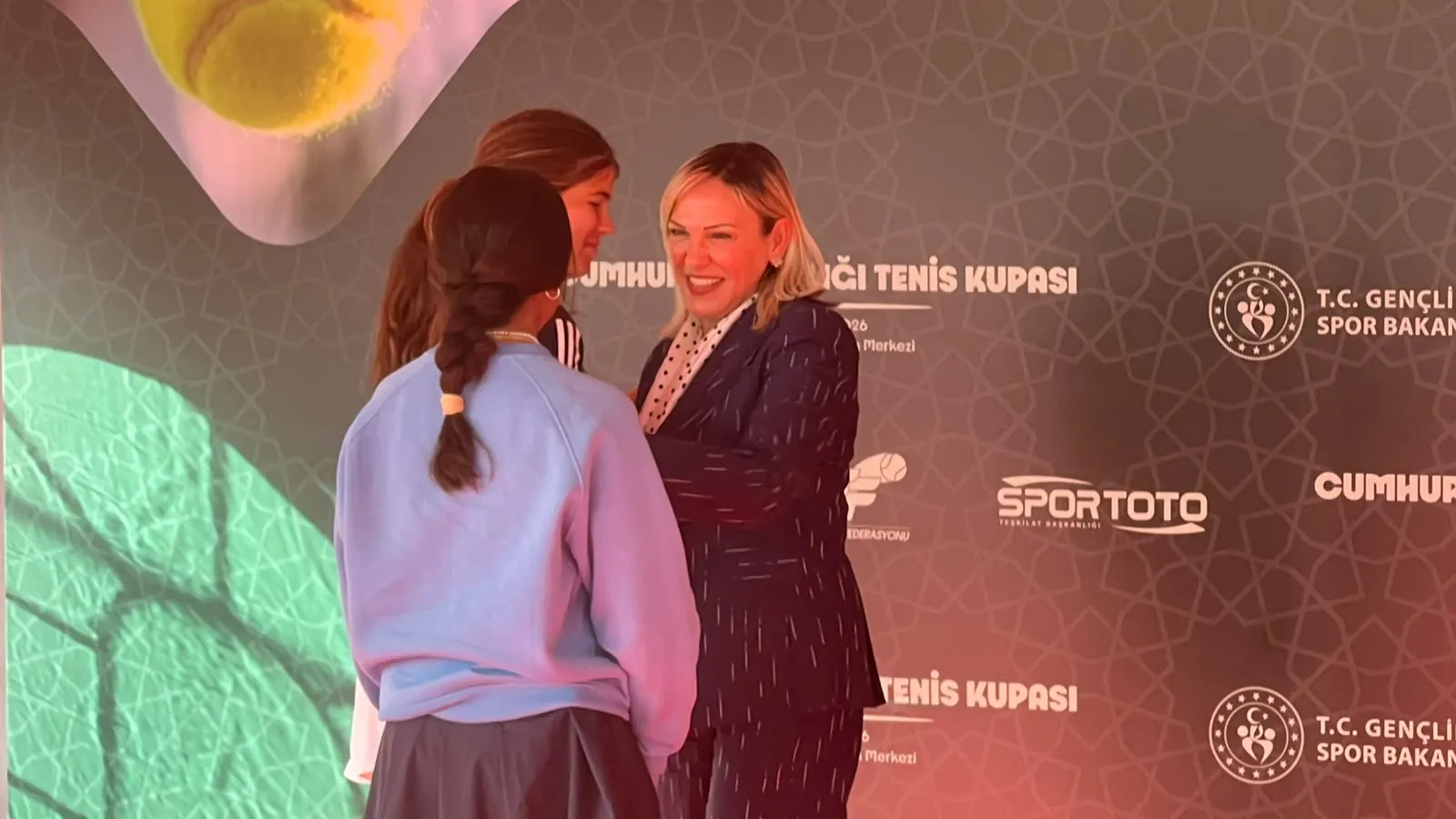 Ankara kortlarında şampiyonluk heyecanı: Cumhurbaşkanlığı Tenis Kupası sahiplerini buldu