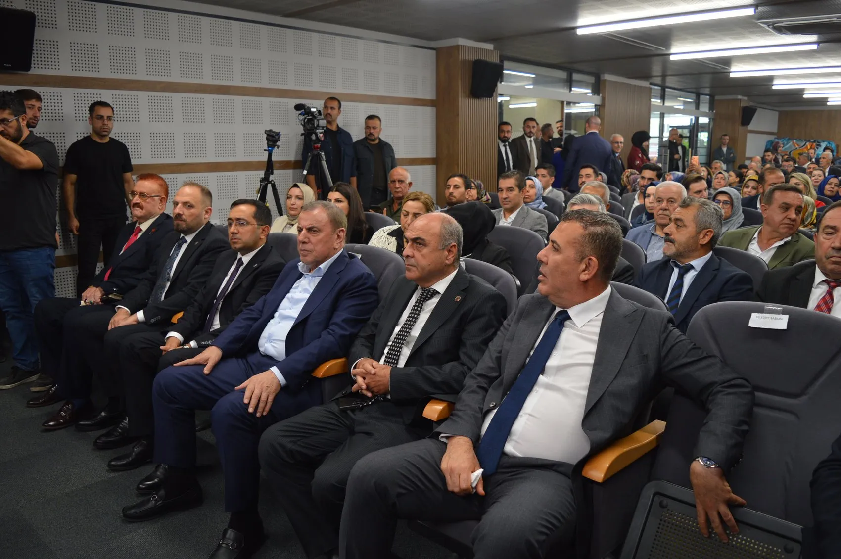 Belediye kararlarına dijital veto dönemi: Vatandaşın imzası meclisi harekete geçirecek