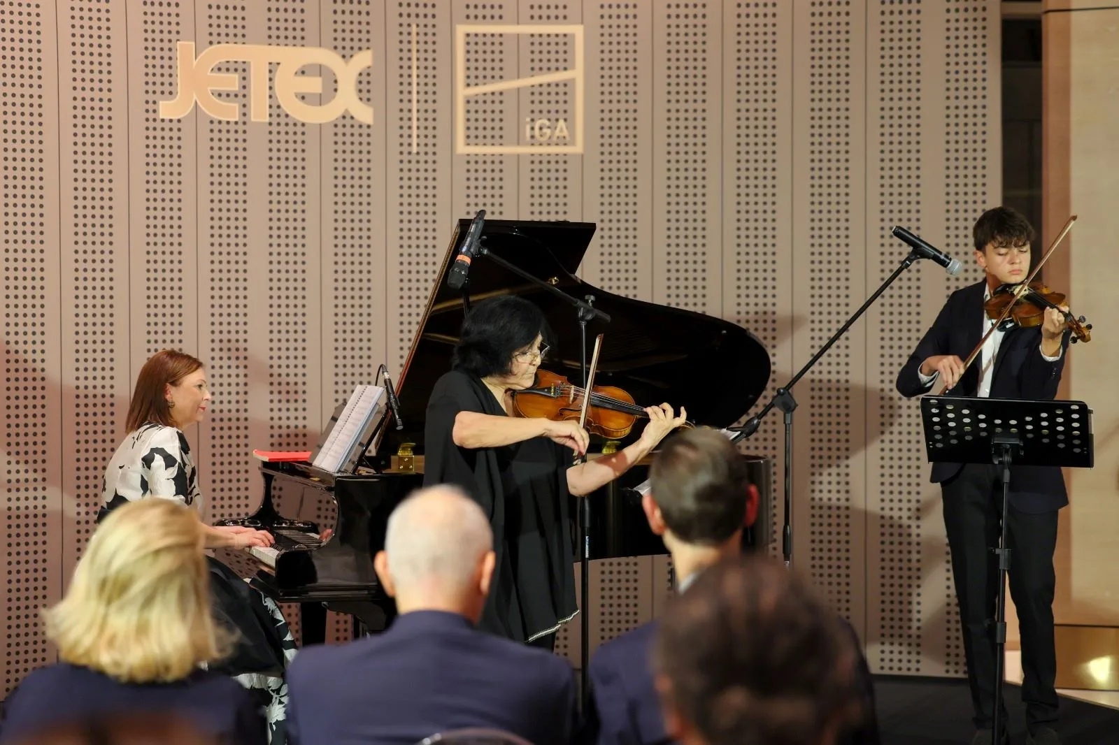 Müzik tarihinin en kıymetli emaneti İstanbul’da: Mozart’ın parmak izlerini taşıyan keman ilk kez Türkiye’de