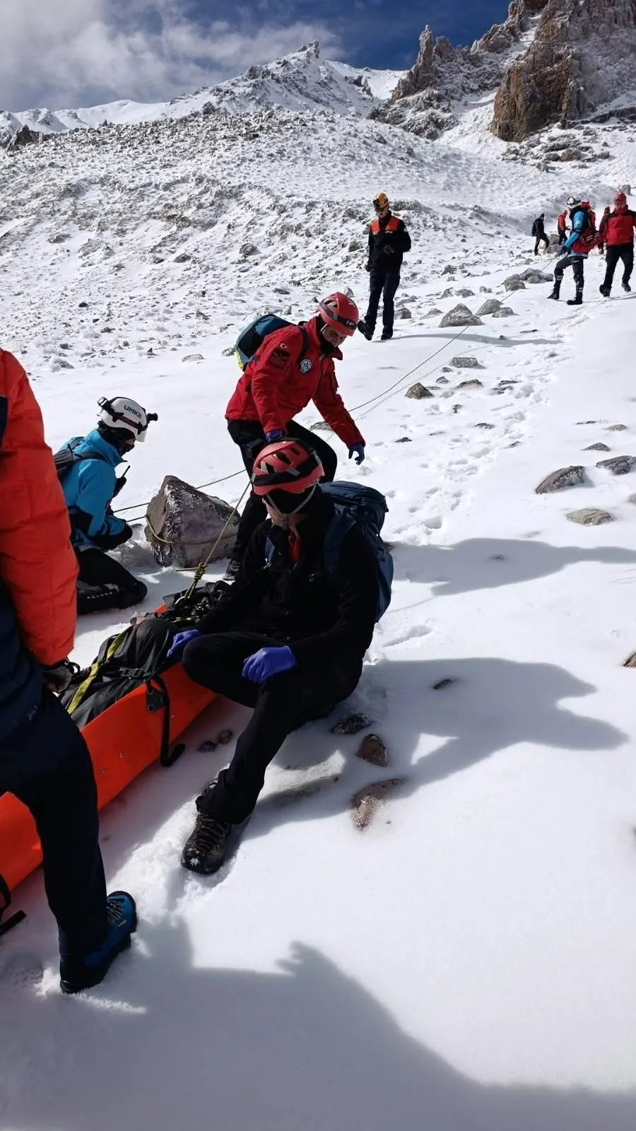 Erciyes'in zirvesinde acı veda: Şeytan Deresi'nde arama kurtarma operasyonu