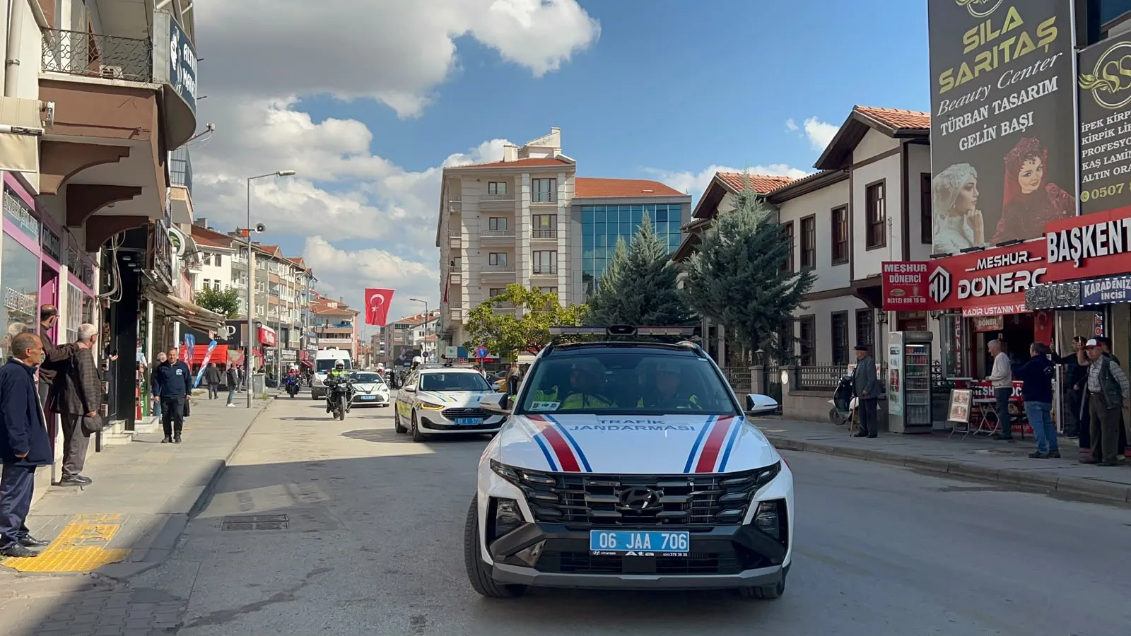 Ankara'da hüzünlü veda: Şehit polis Ahmet Türkoğlu son yolculuğuna uğurlandı