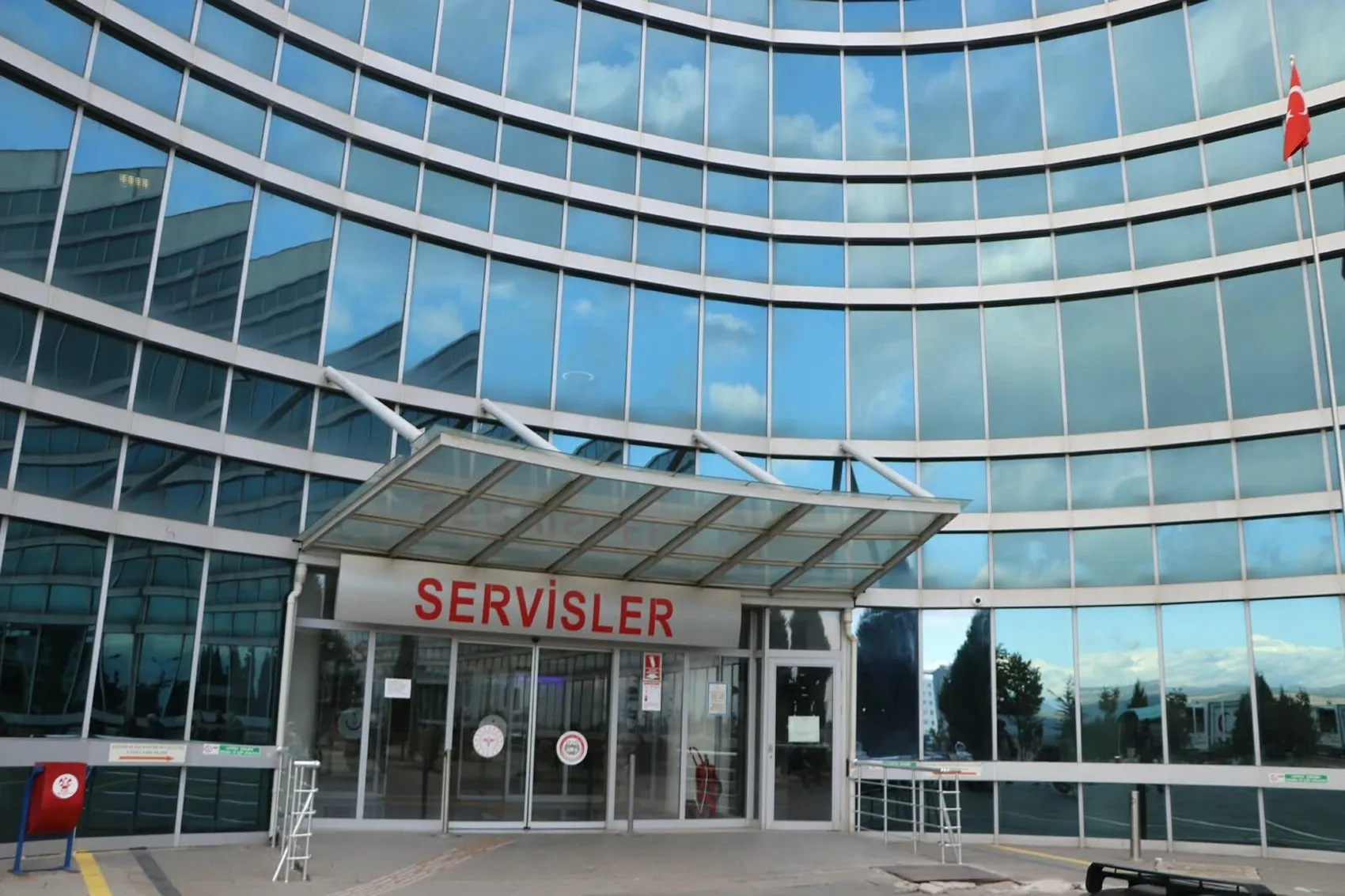 Soma'daki maden faciasından sağ kurtulan İbrahim Çimen: Direkler üzerime çökerken tek düşündüğüm çocuklarımdı