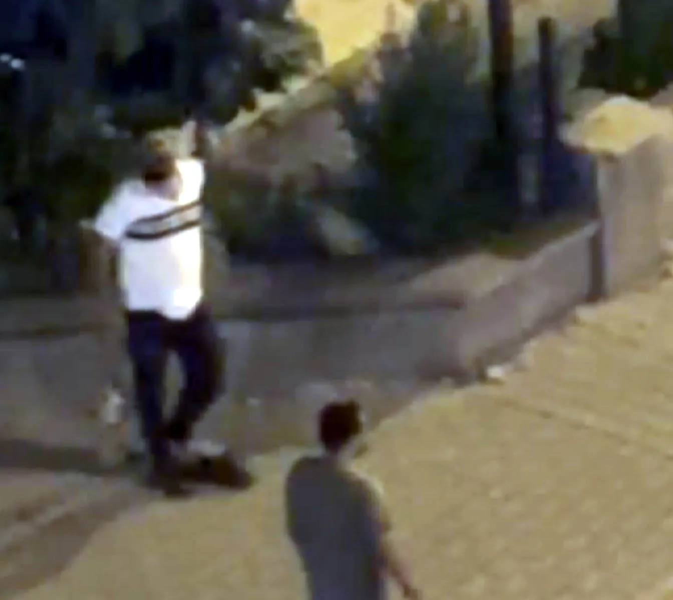 Teker Mahallesi'nde gece yarısı dehşeti: İki kardeş sokak ortasında kurşun yağdırdı