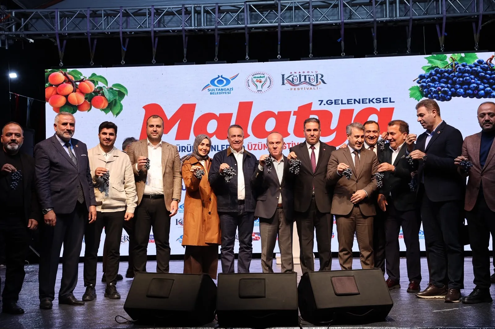 Sultangazi'de Anadolu'nun Renkleri Buluşuyor: Malatya Rüzgarı Esiyor