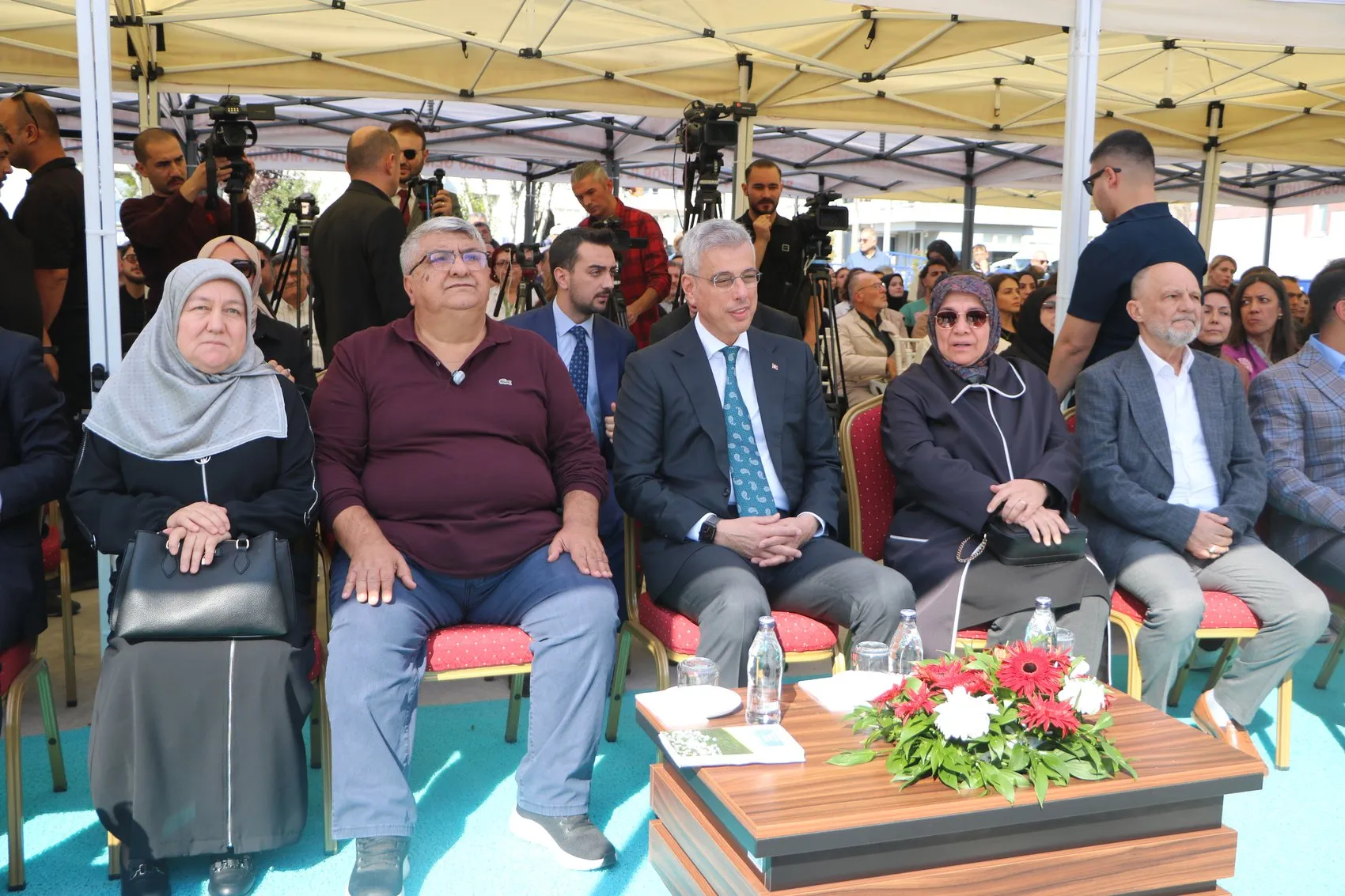 Bakan Memişoğlu'ndan Maltepe'deki bina faciası için sert sözler: İnsan eliyle gelen felaket