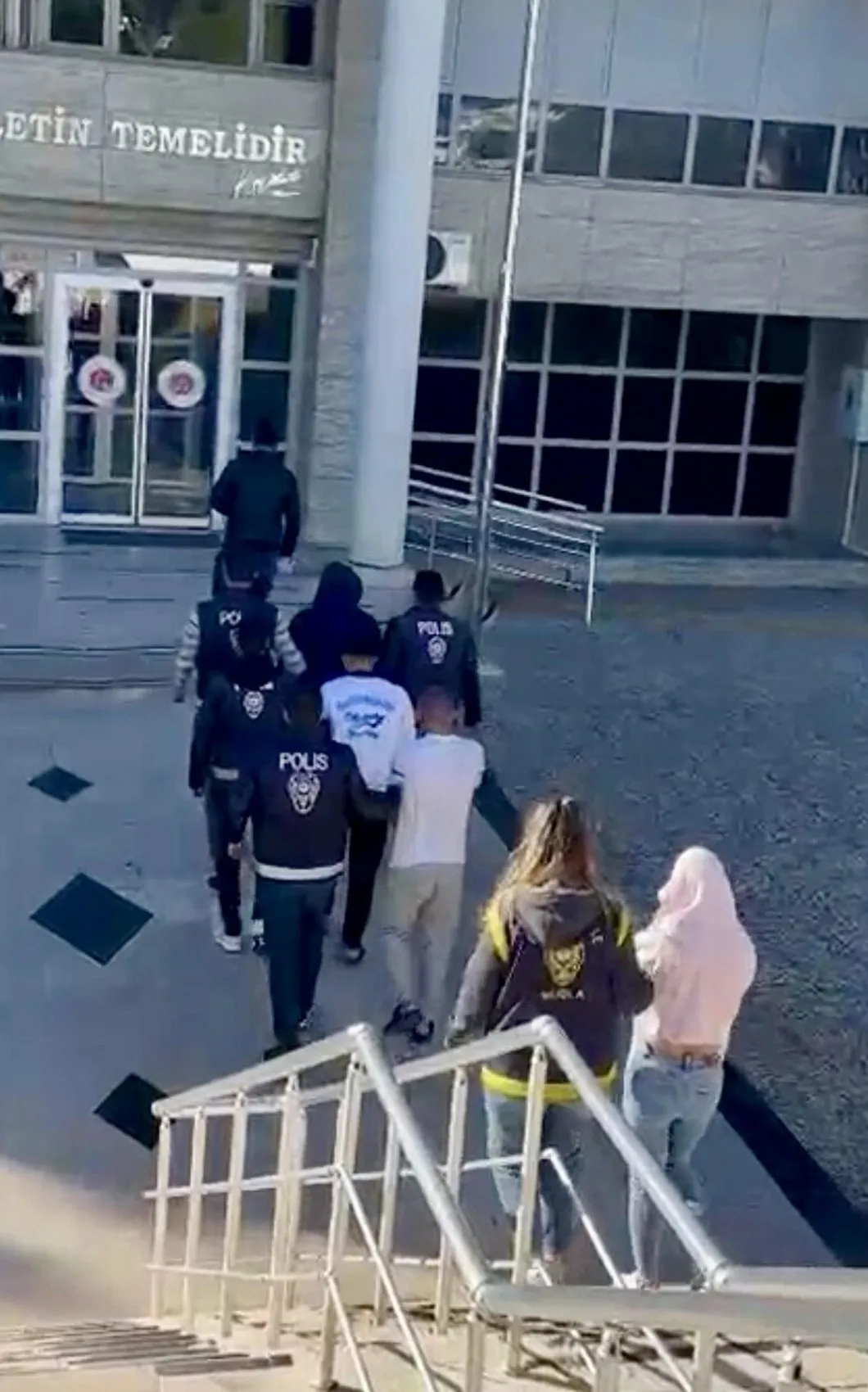 Muğla'da dört ilçeyi kapsayan fuhuş ağı çökertildi: Şüpheliler cezaevine gönderildi