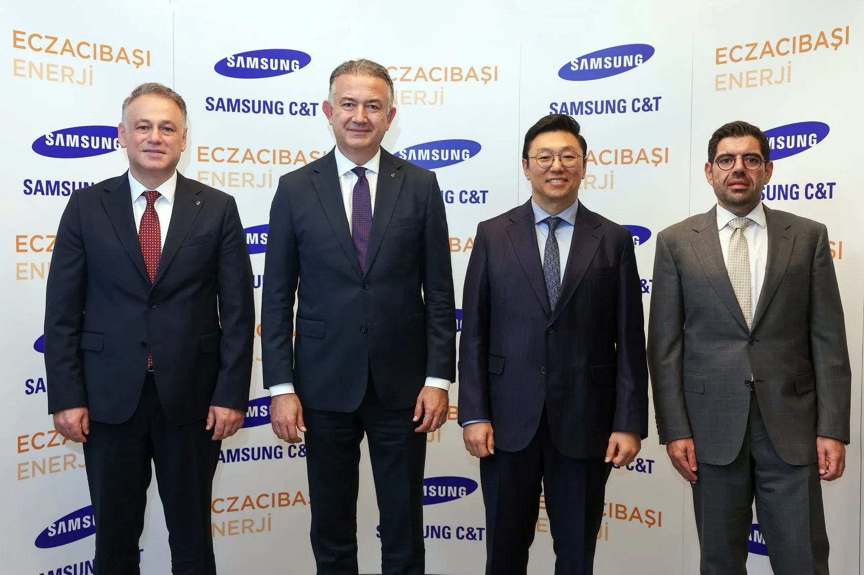 Devler sahneye çıktı: Eczacıbaşı ve Samsung yenilenebilir enerji için el sıkıştı