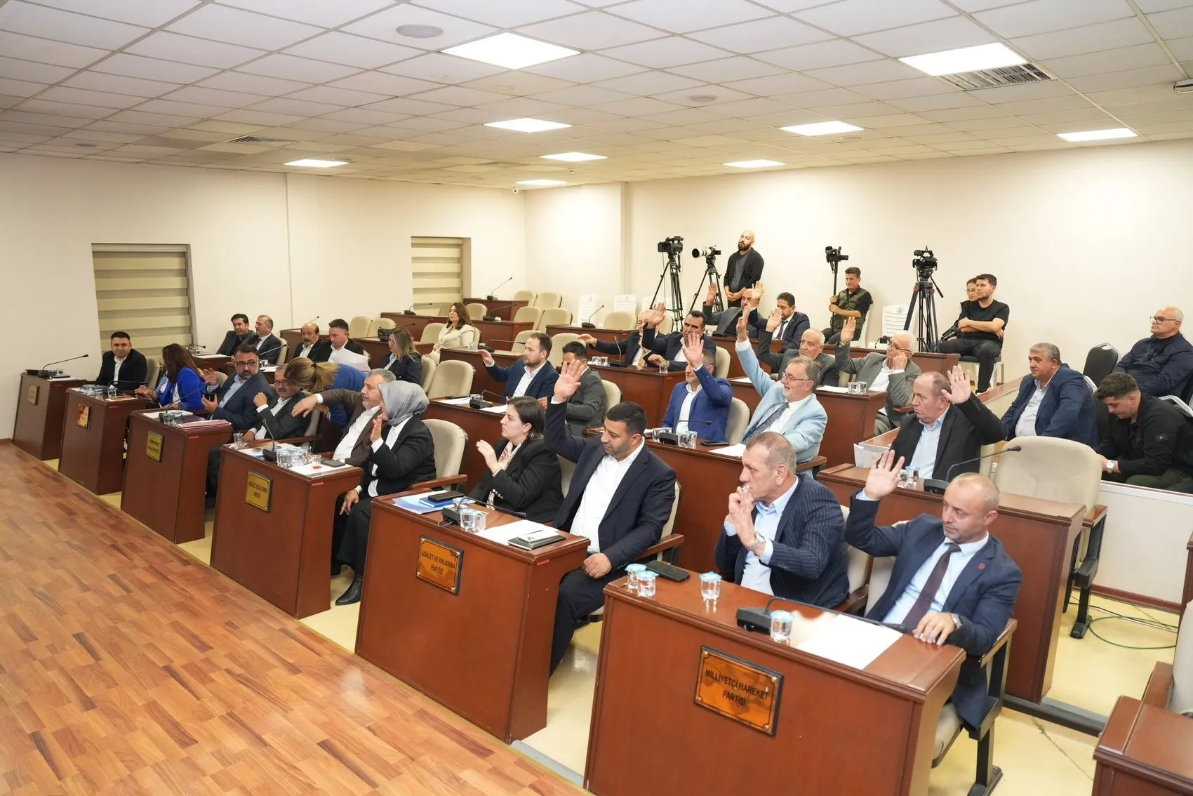 Tuzla'nın 2027 vizyonu şekillendi: 9,6 milyar liralık bütçeye vatandaş imzası