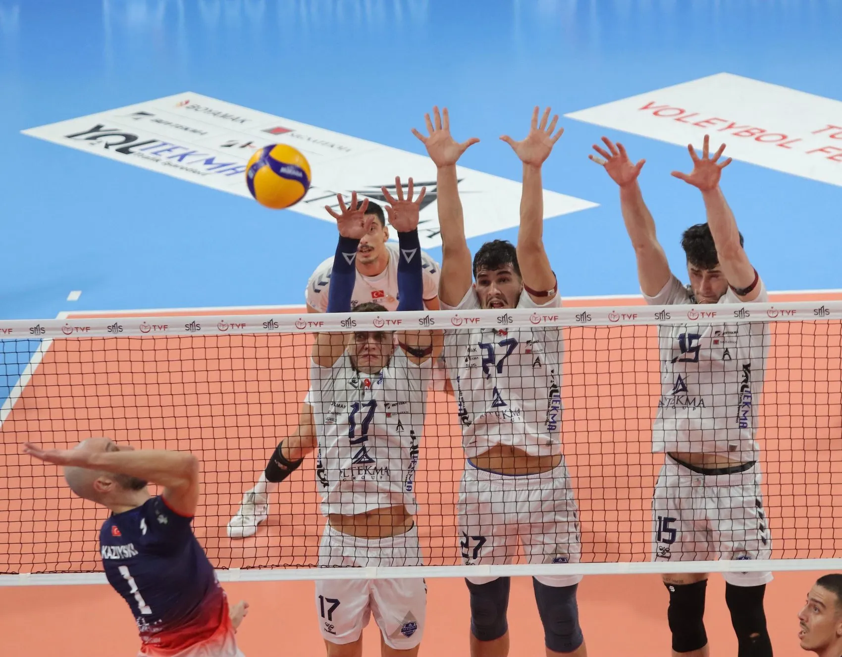 İzmir'de Halkbank fırtınası: Altekma evinde set alamadı