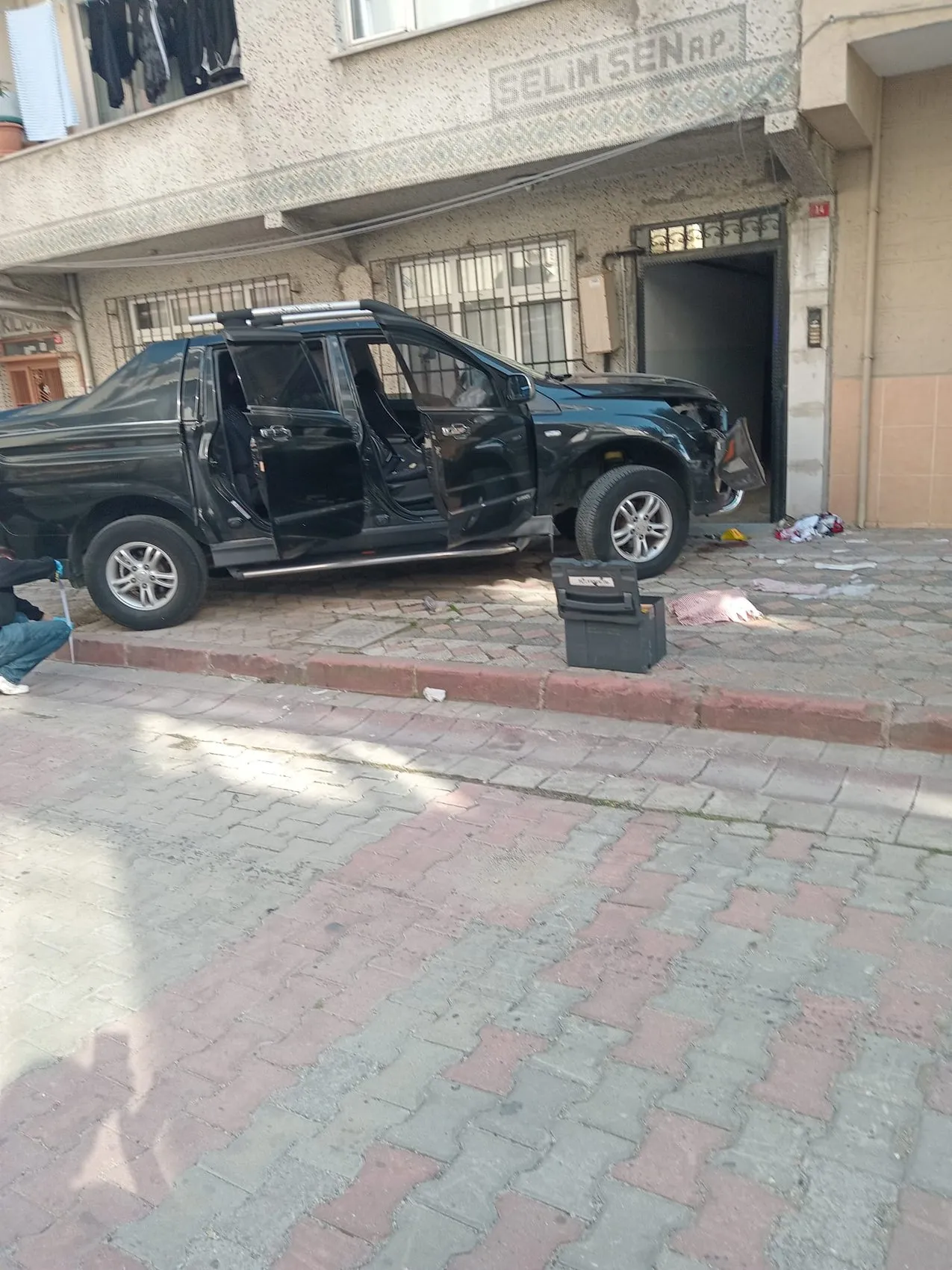Park manevrası faciayla bitti: Eşine yol tarif ederken canından oldu