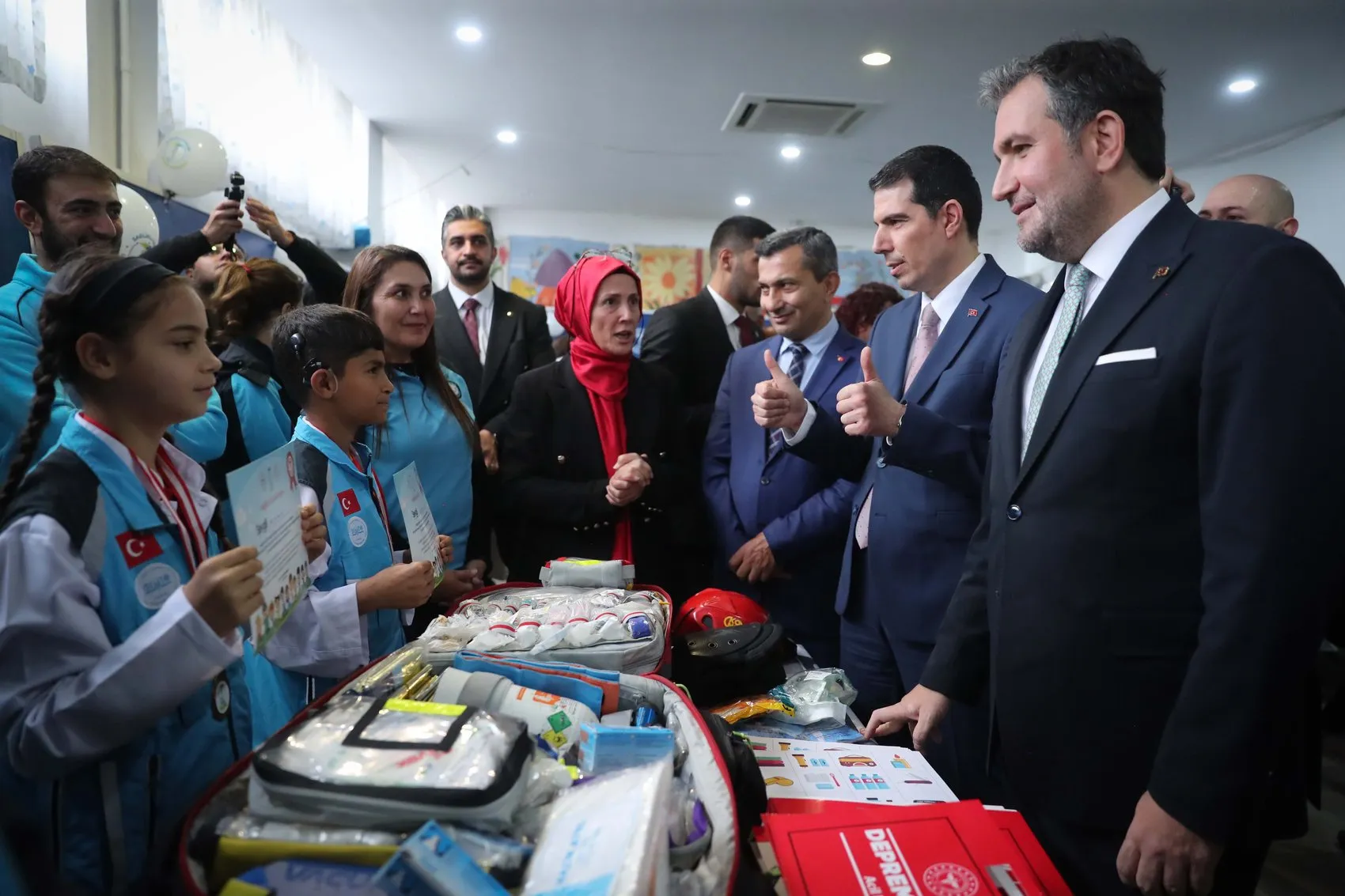 Minik Ellerden Büyük Sorumluluk: İşitme Engelli Öğrenciler Sağlık Elçisi Oldu